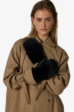 Adax Glove Mille Black