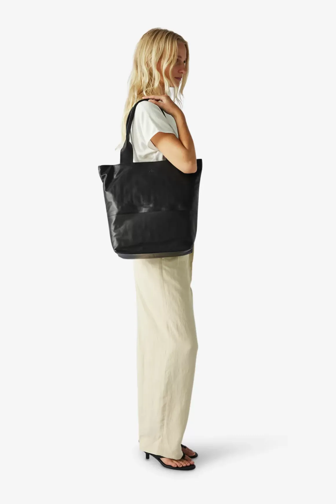 Amalfi Shopper Lucia Black