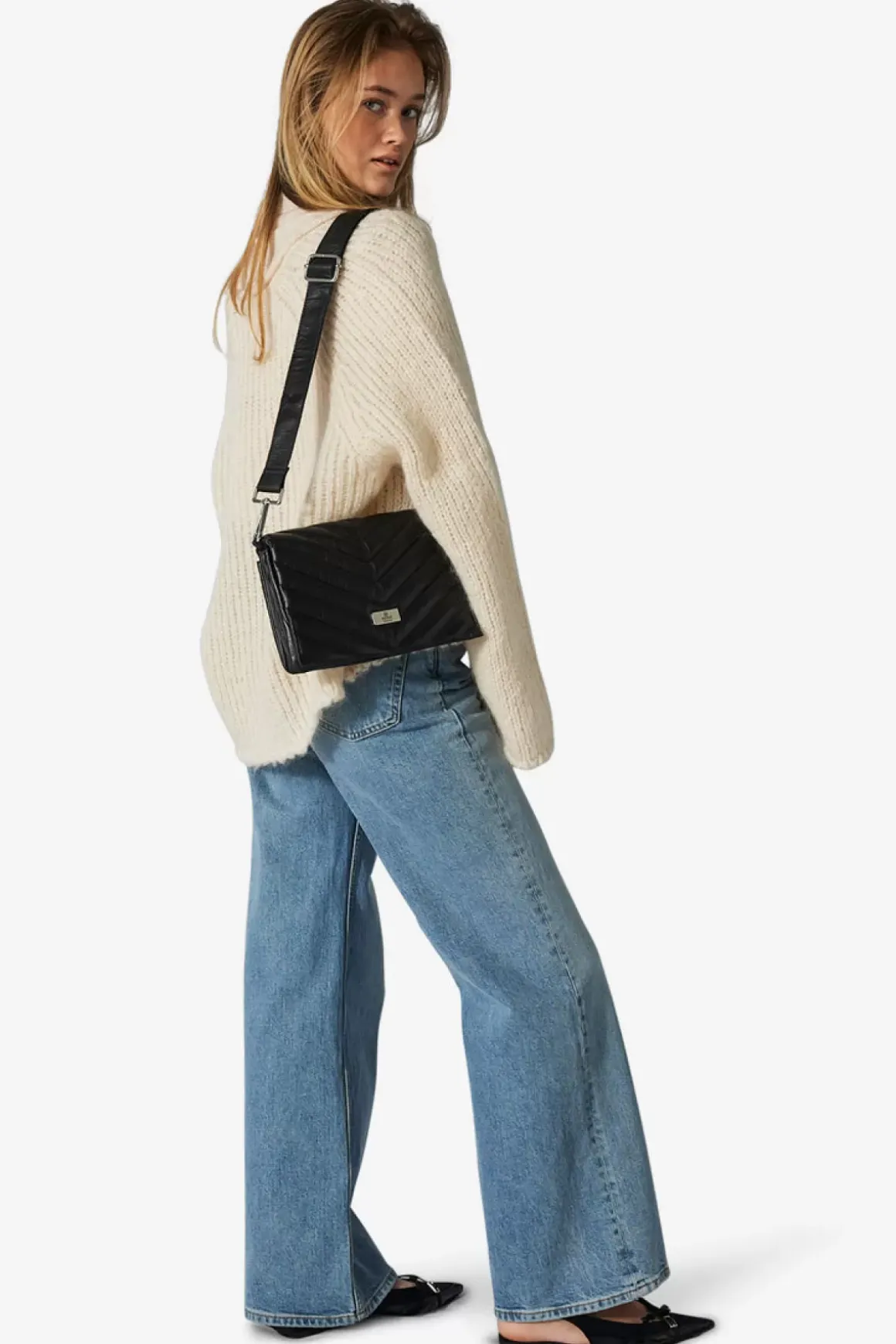 Amalfi Shoulder Bag Karoline Black