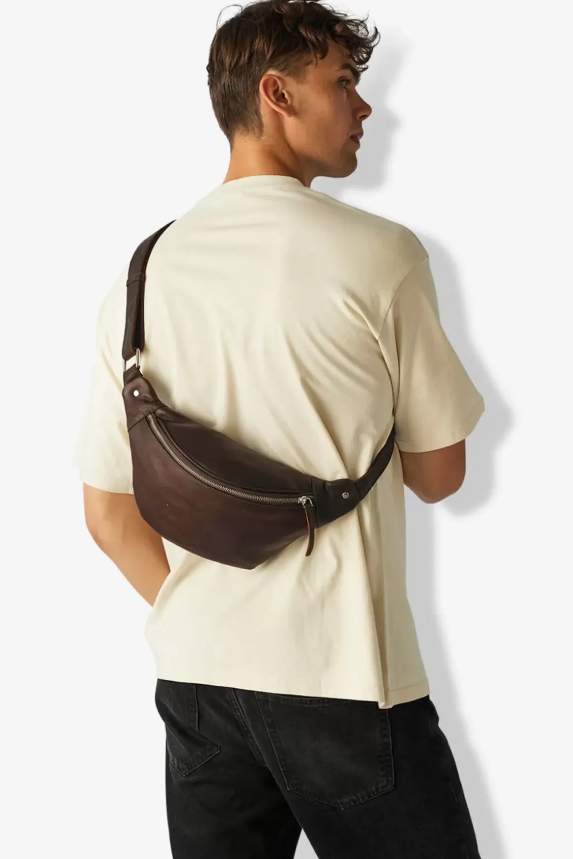 Catania Bumbag Henrik Dark Brown