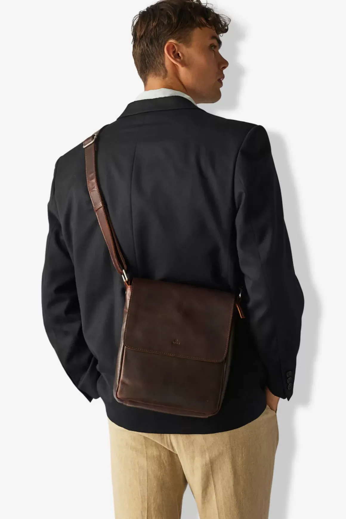 Catania Crossbody Julian Dark Brown