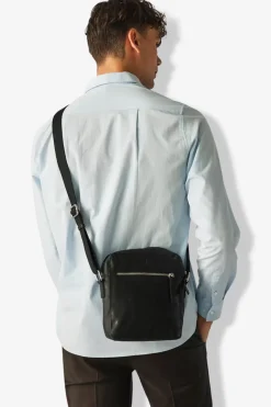Catania Messenger Aage Black