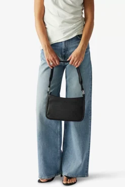 Cormorano Shoulder Bag Cath Black