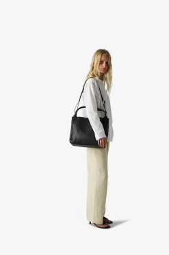 Cormorano Shoulder Bag Emilia Black