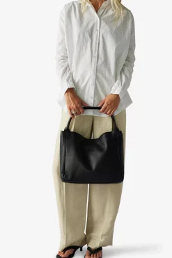 Cormorano Shoulder Bag Emilia Black