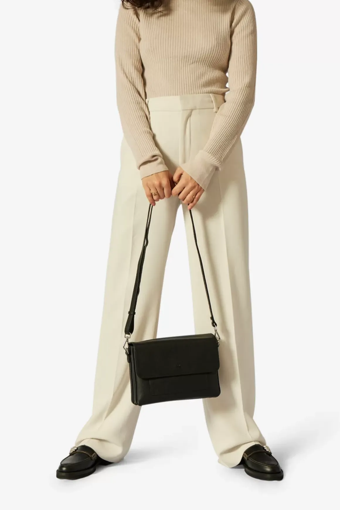 Cormorano Shoulder Bag Zafira Black