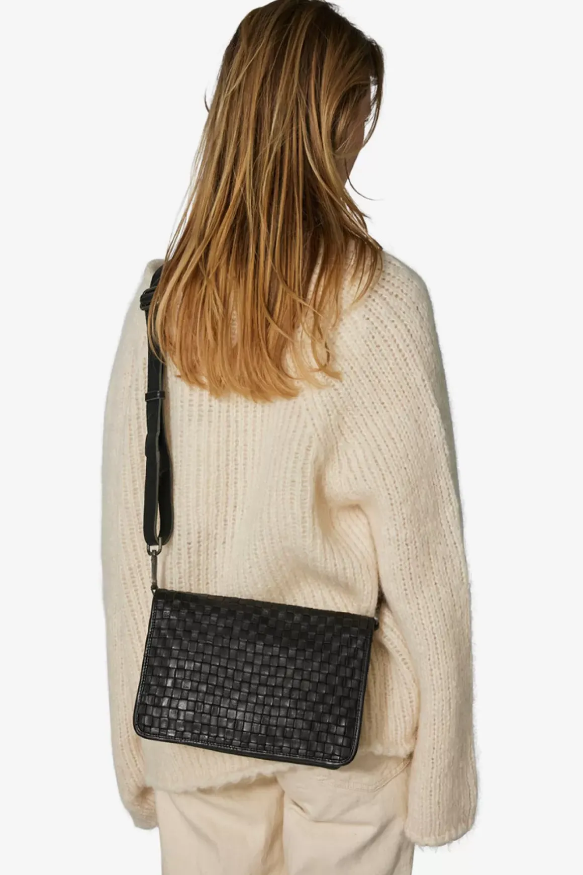 Corsico Shoulder Bag Sara Black